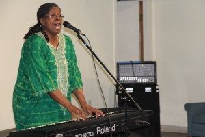 Dr. Kathy Bullocks Presentation on the Roots of American Music Dr. Kathy Bullock in action! Photo by Christina Gabriel.